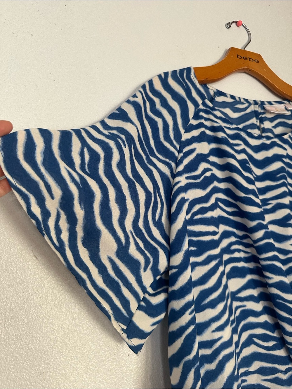 Short sleeve top - Picture 3 of 7